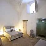 Palazzo Castriota Bed & Breakfast 4*