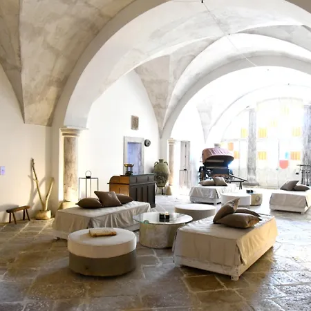 Palazzo Castriota Bed & Breakfast Alezio