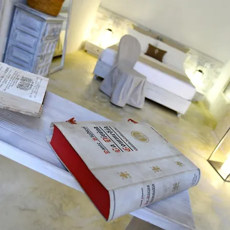 Palazzo Castriota B&B 4*