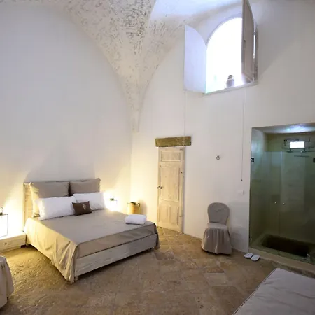 Palazzo Castriota B&B 4*