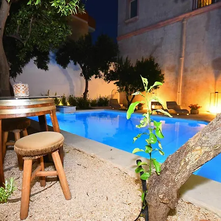 B&B Palazzo Castriota 알레지오