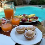 Alojamento de Acomodação e Pequeno-almoço Palazzo Castriota 4*