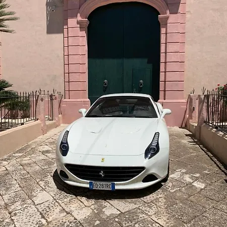 Palazzo Castriota 2* Alezio