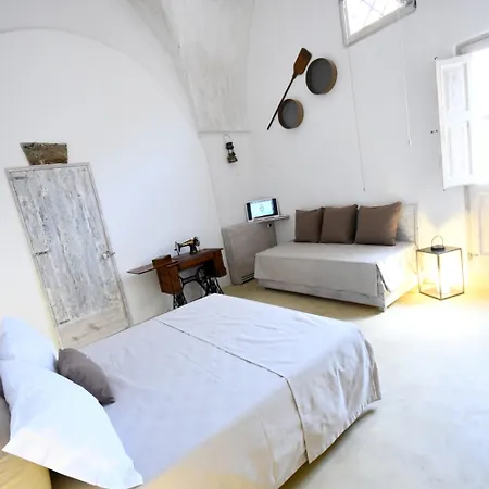 Palazzo Castriota 2* Alezio