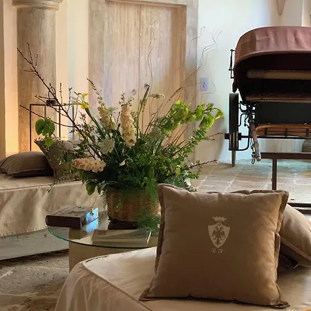 Palazzo Castriota ベッド・アンド・ブレックファスト アレーツィオ