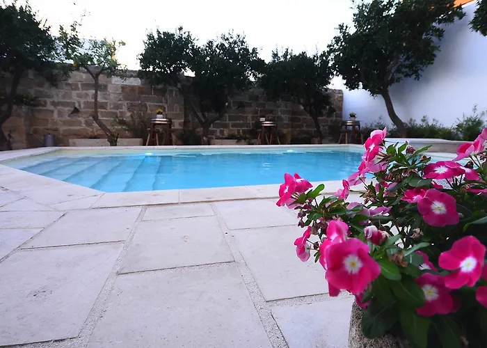 Palazzo Castriota 4*