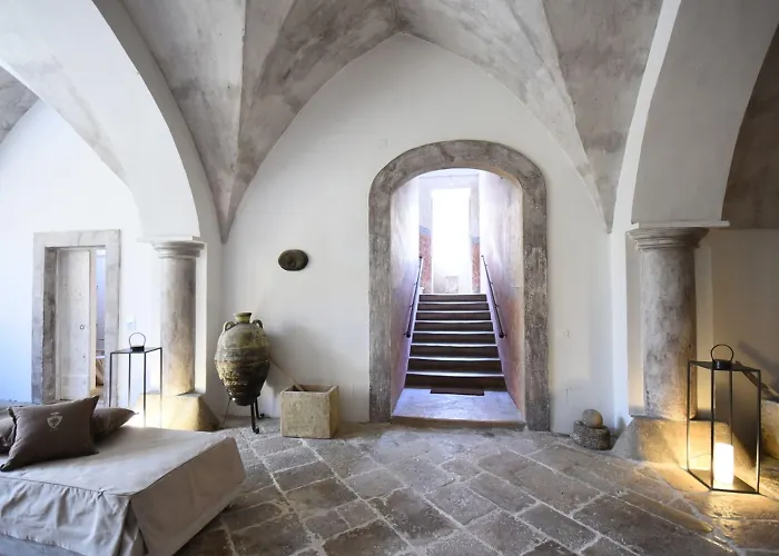 Couette-café Palazzo Castriota 4*