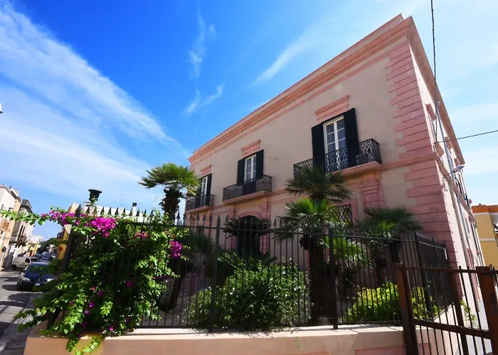 Palazzo Castriota 4*