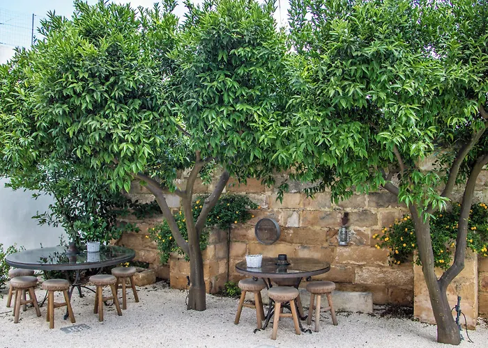 Palazzo Castriota 4*